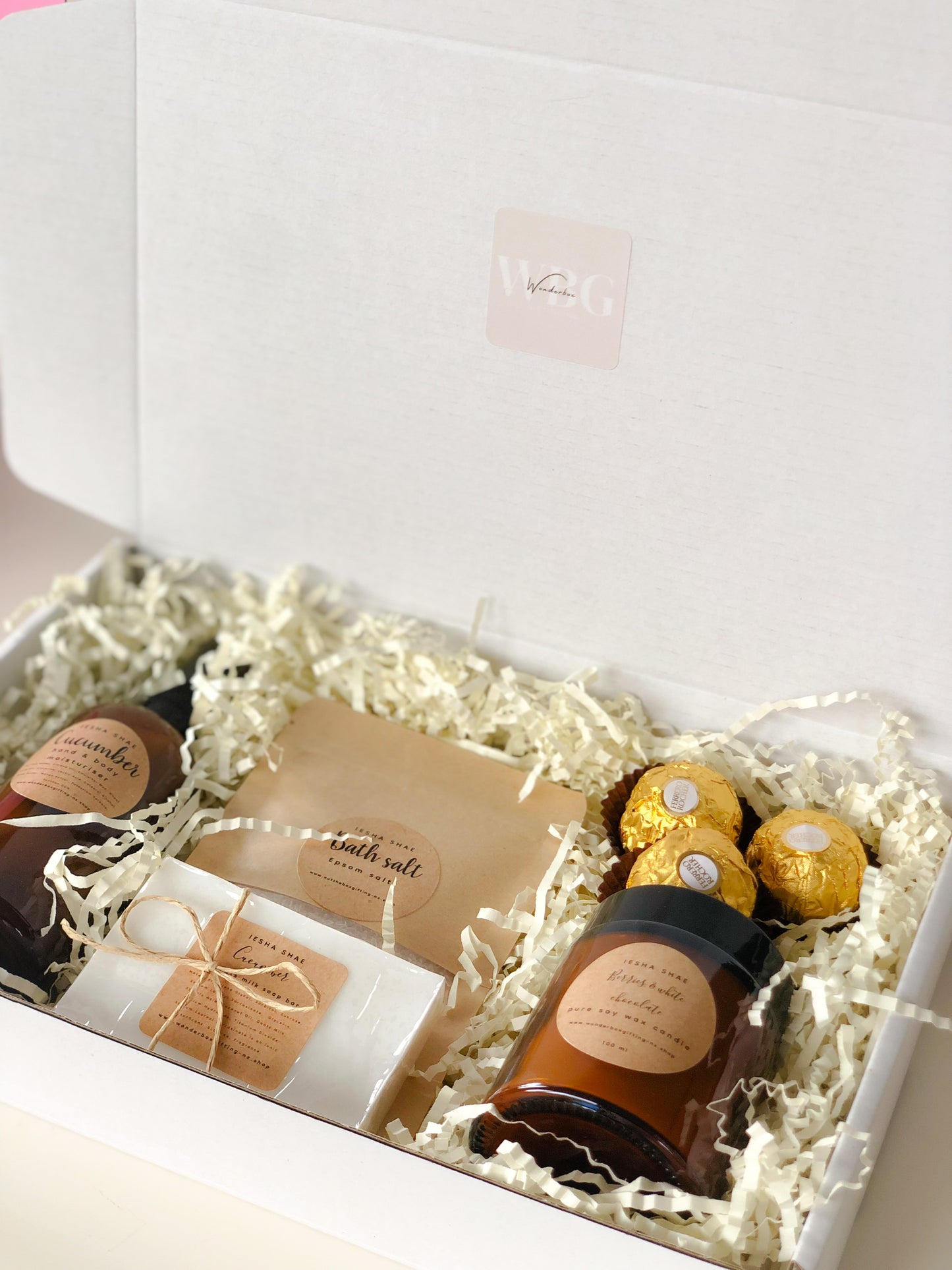 Bliss box, natural gift box, beautiful candles, pamper gift NZ